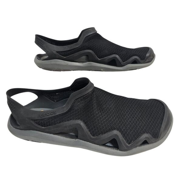 Crocs Mens Size 11 Black Swiftwater Mesh Closed Toe Sandals Slip-On Cut-Out side - Picture 1 of 7